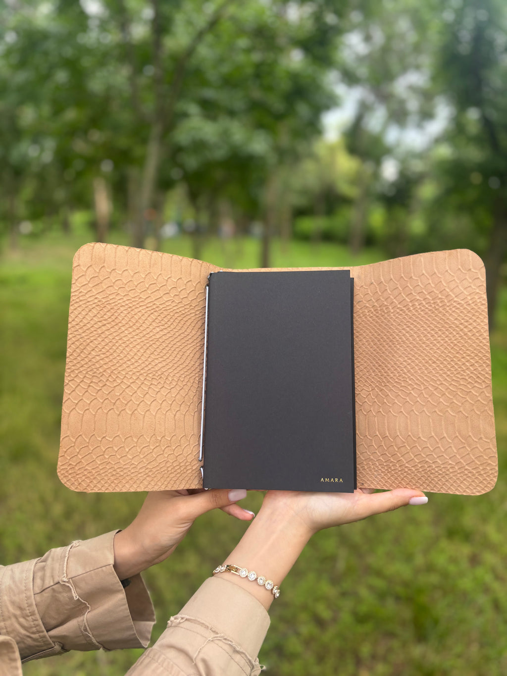 Amara A5 – Heavy Charm Edition